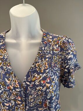 Isabel Maternity by Ingrid & Isabel Floral Button-Up Blouse